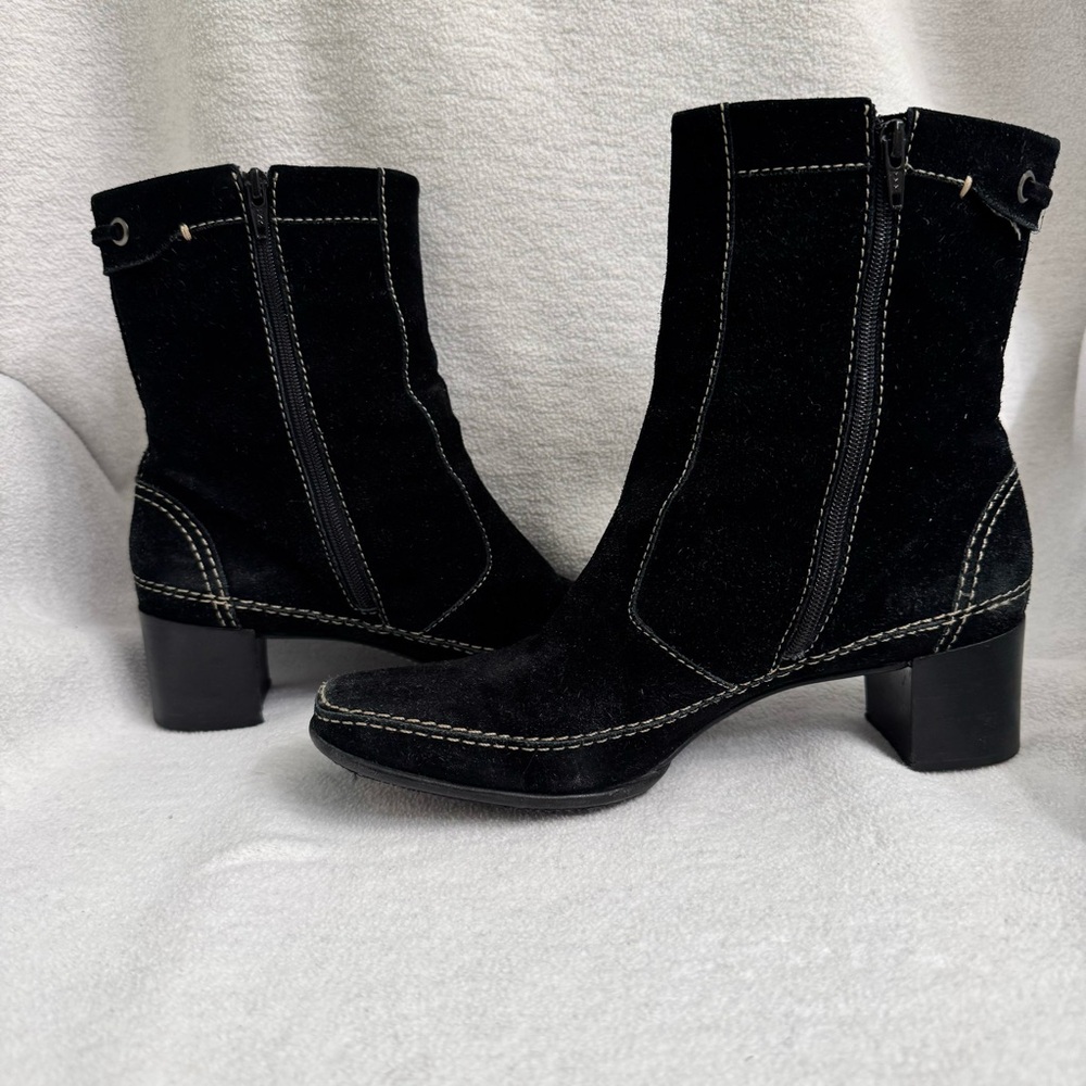Via Spiga suede ankle boots